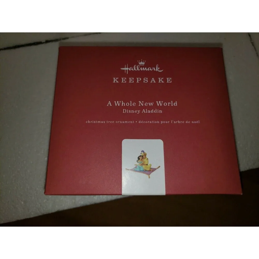 Hallmark Keepsake Disney Aladdin A Whole New World Porcelain Ornament